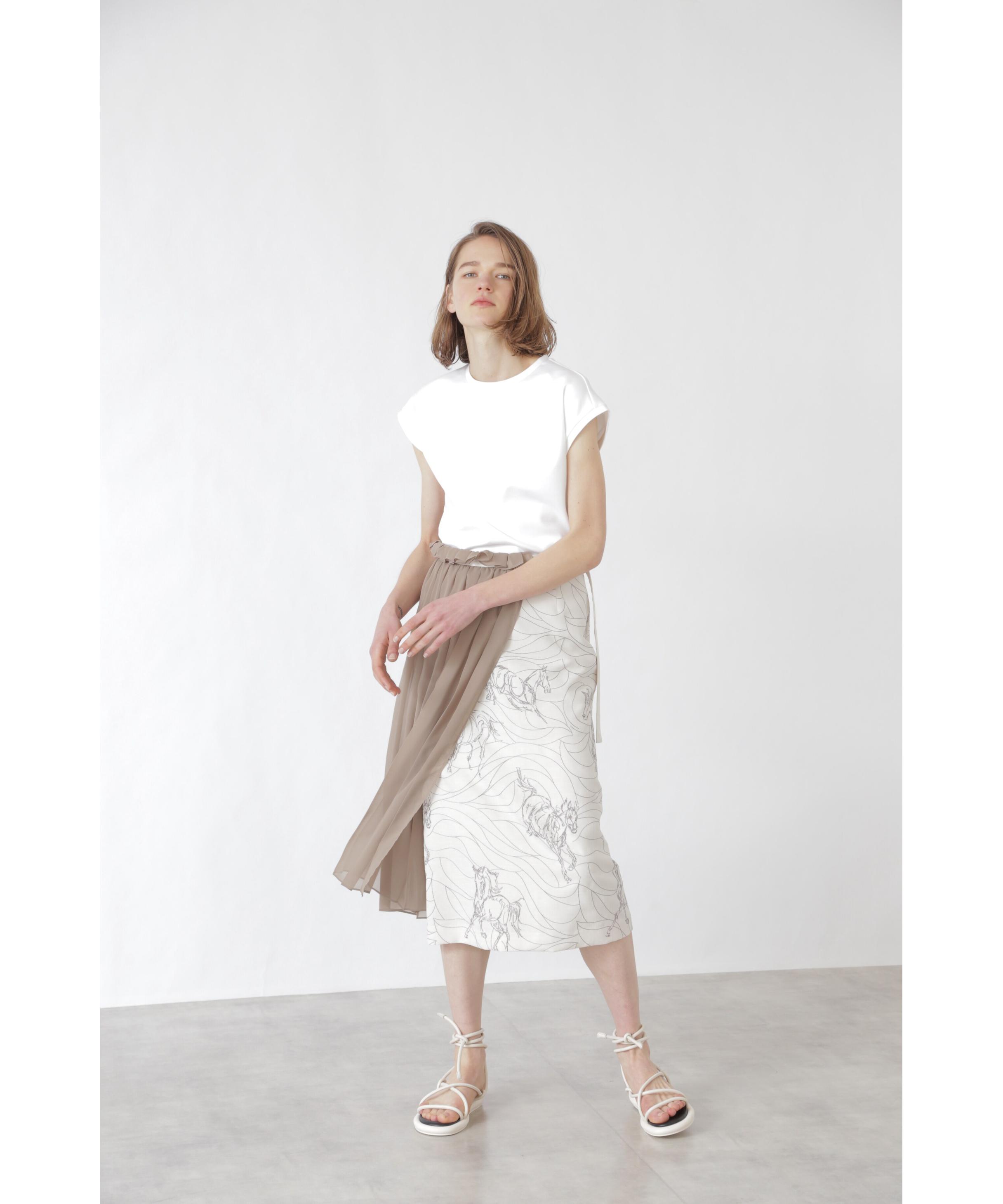 ADORE ギャロップエンブロイダリースカート ベージュ 36 ADORE ギャロップエンブロイダリースカート ベージュ 36