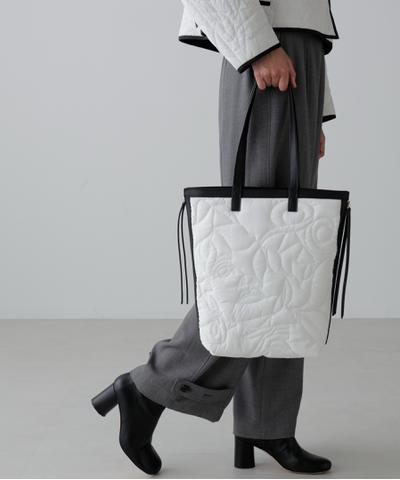 ドローイングキルティングバッグ