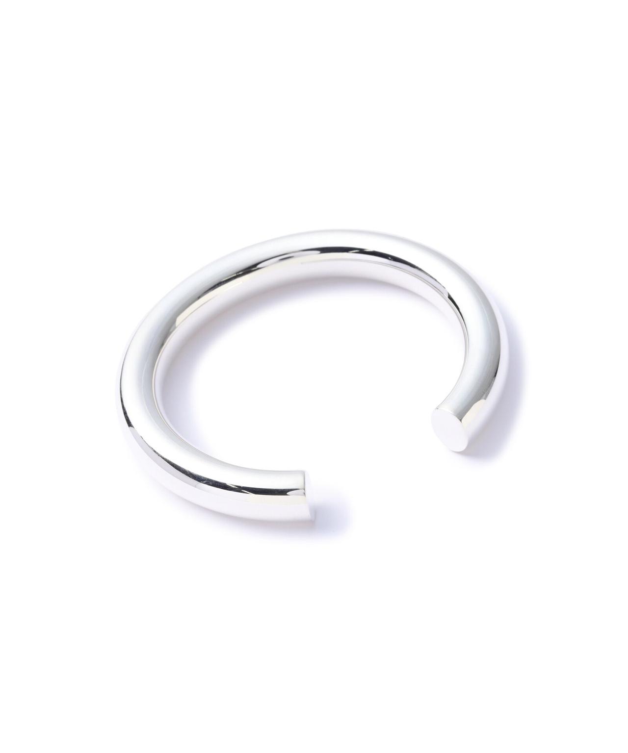 Saskia Diez BOLD BANGLE BRASS(O10566957)｜阪急百貨店公式通販サイト