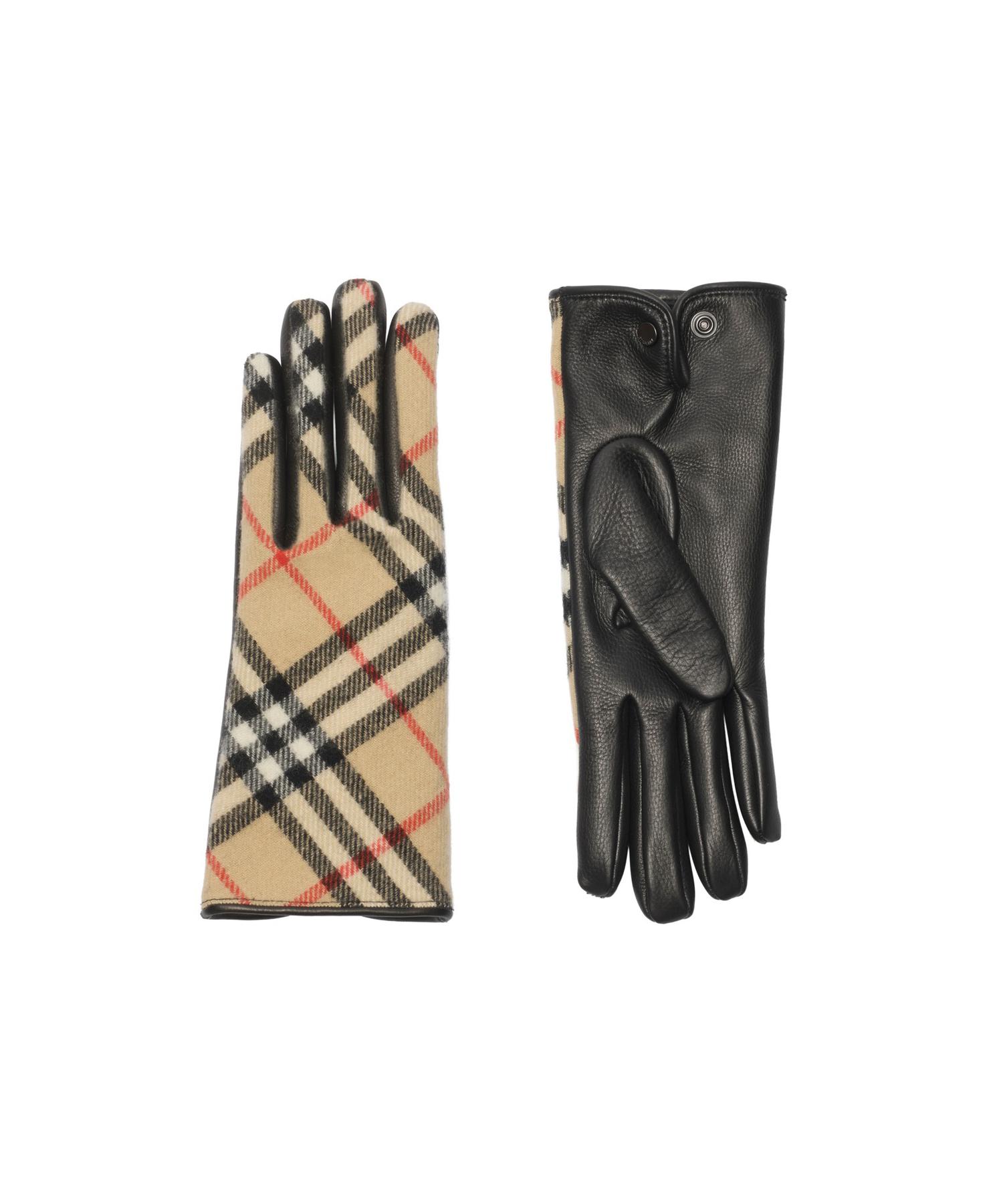 BURBERRY ブラック カシミヤ混手袋 グローブ　未使用品　ノバチェック BURBERRY ブラック カシミヤ混手袋 グローブ 未使用品 ノバ