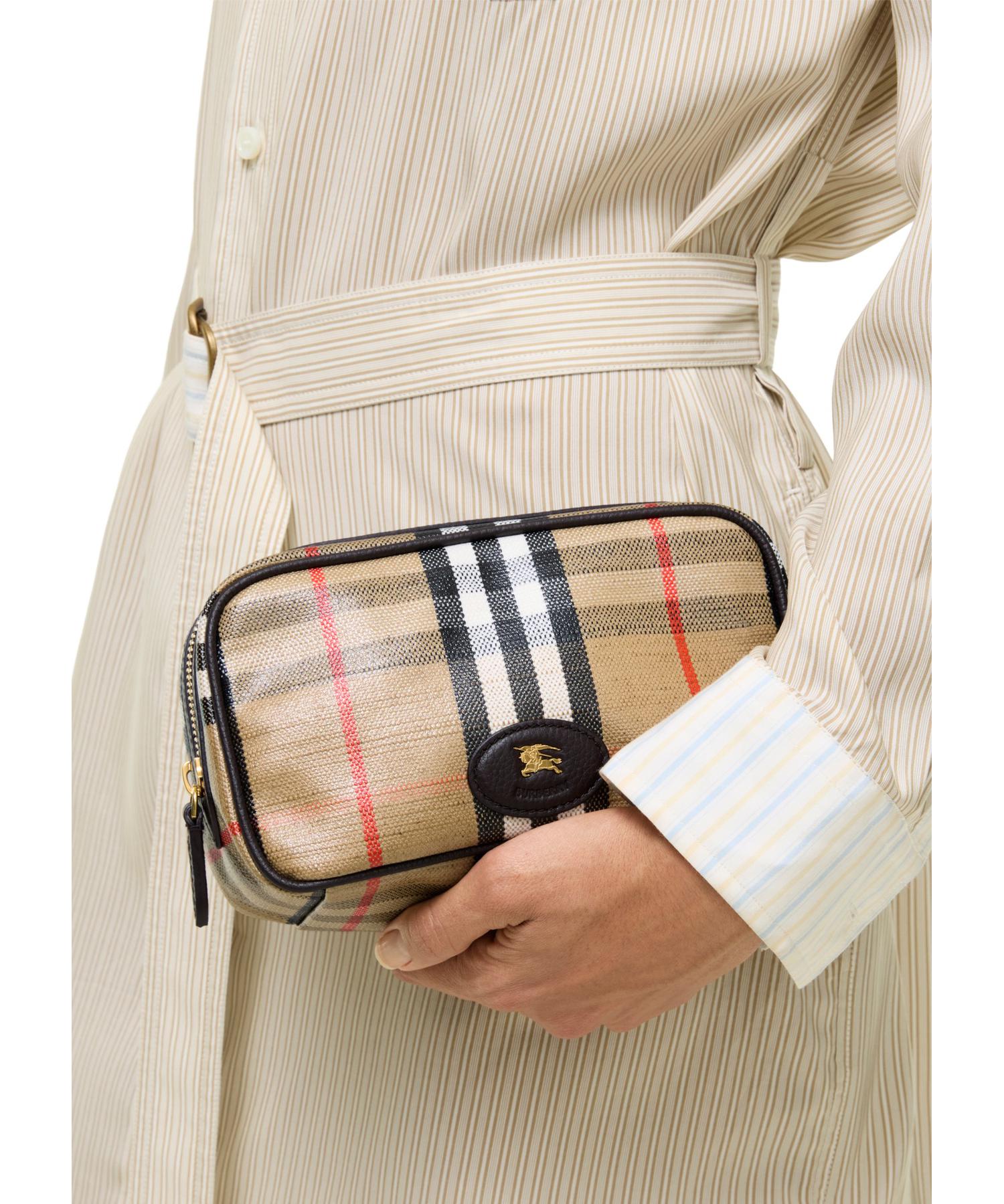 BURBERRY ストライプ ポーチ カラビナ付き ハイランド メイクアップポーチ(O10785783)｜阪急百貨店公式通販サイト