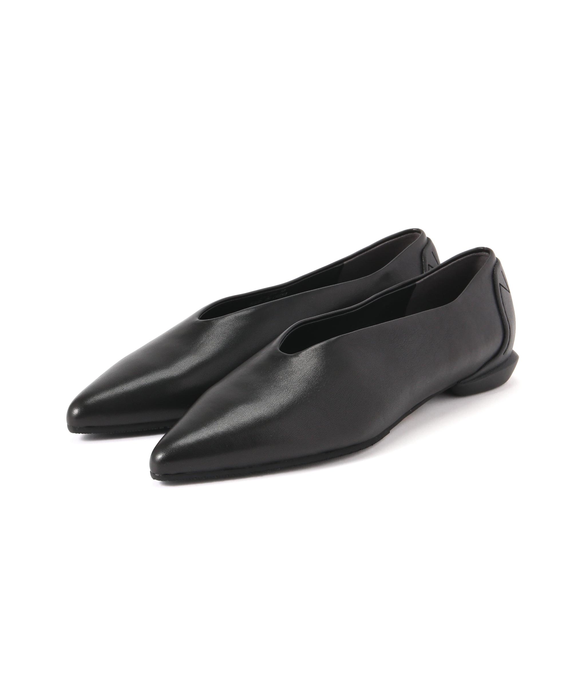 ADORE 「SHISEI」ポインテッドスリットパンプス ブラック 36.5 ADORE 「SHISEI」ポインテッドスリットパンプス ブラック 36.5